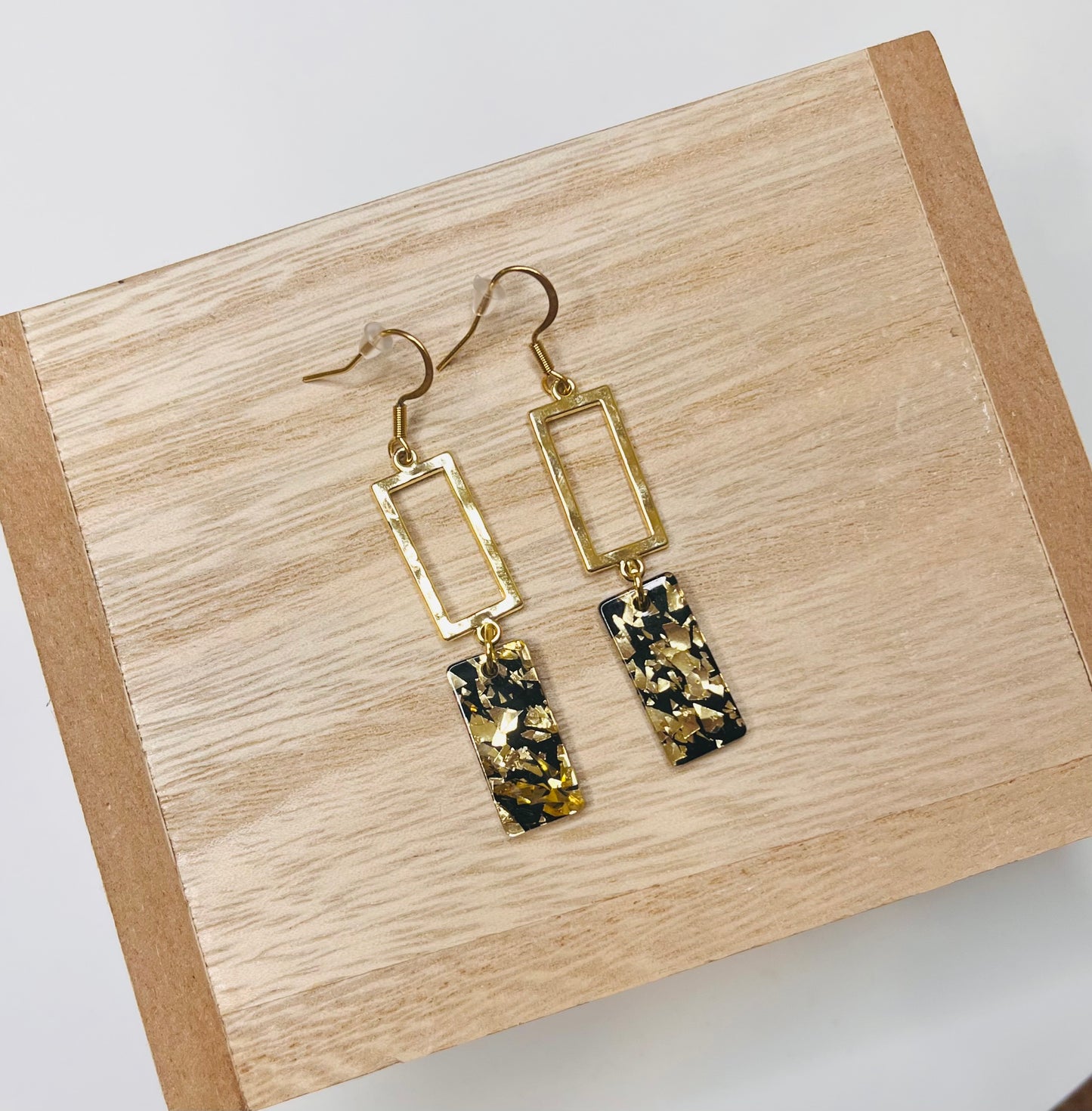 Raya Earrings - Black Gold Flake