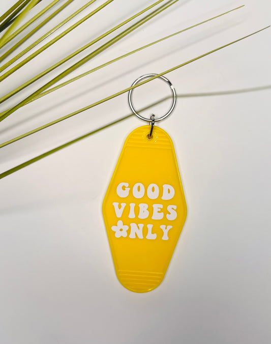'Good Vibes Only' Motel Keychain